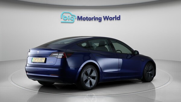 Used Tesla Model 3 2021 for sale - 76246981: Photo 8