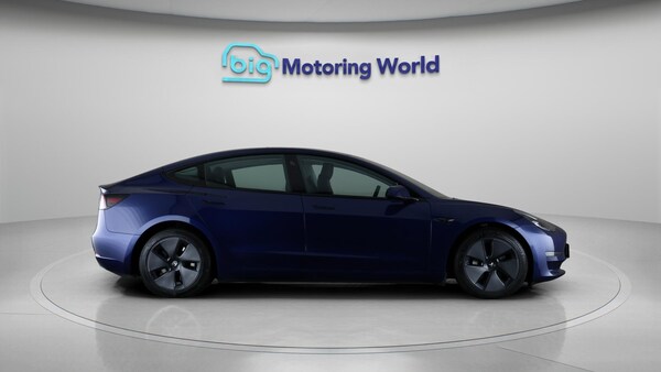 Used Tesla Model 3 2021 for sale - 76246981: Photo 9