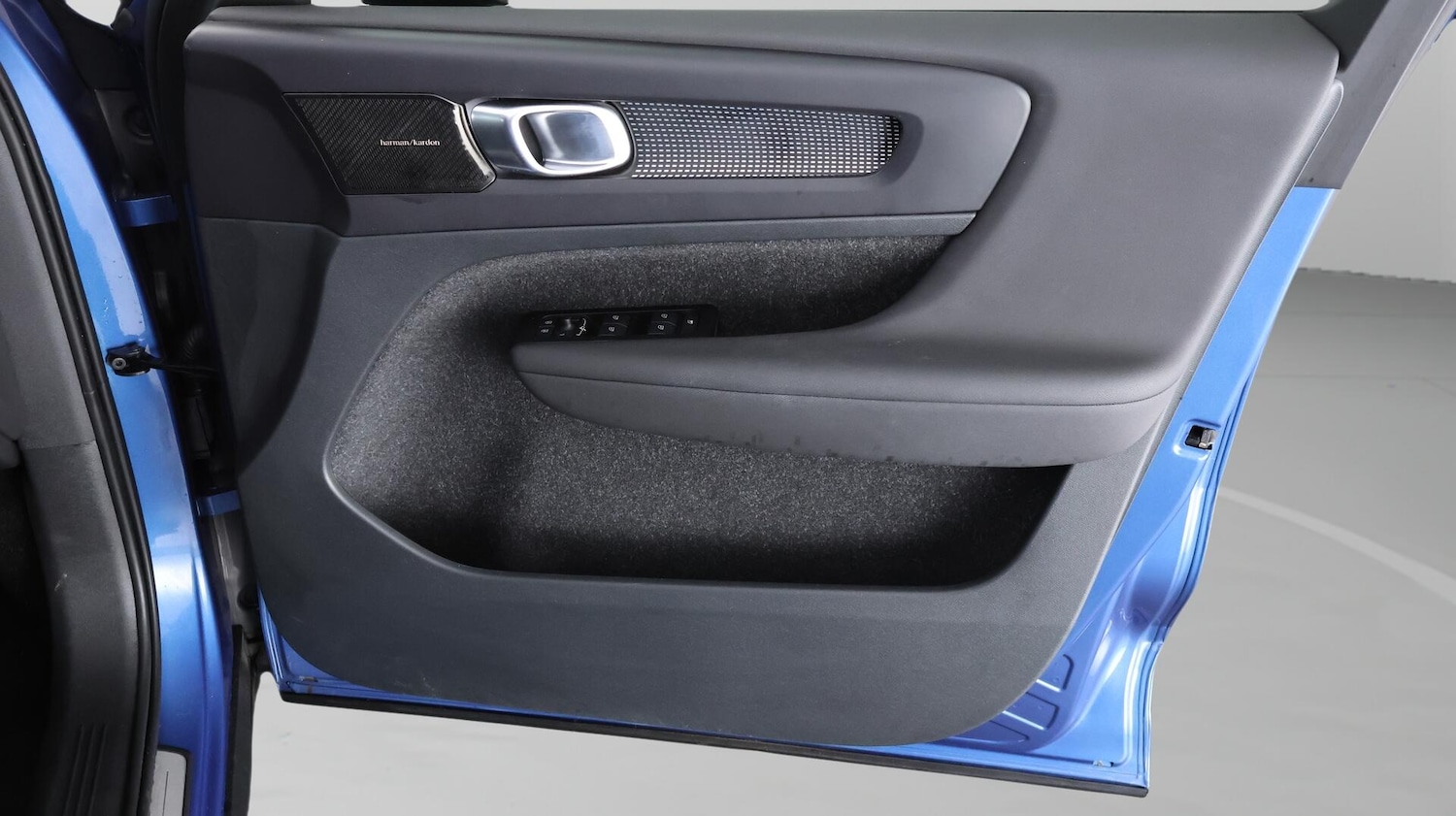 Used Volvo XC40 2020 for sale - 76584404: Photo 15