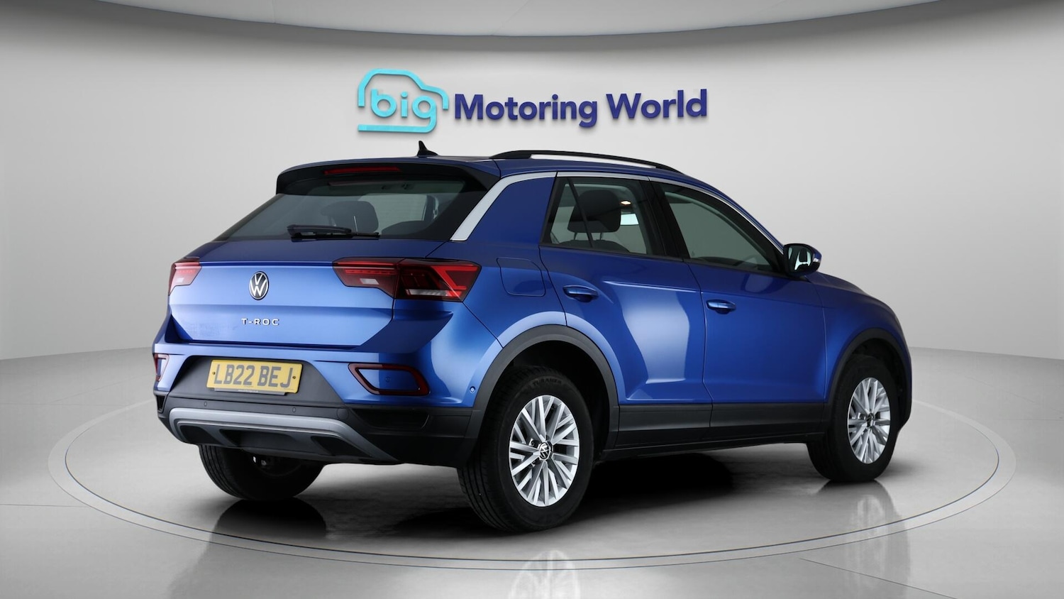 Used Volkswagen T-Roc 2022 for sale - 76522537: Photo 8