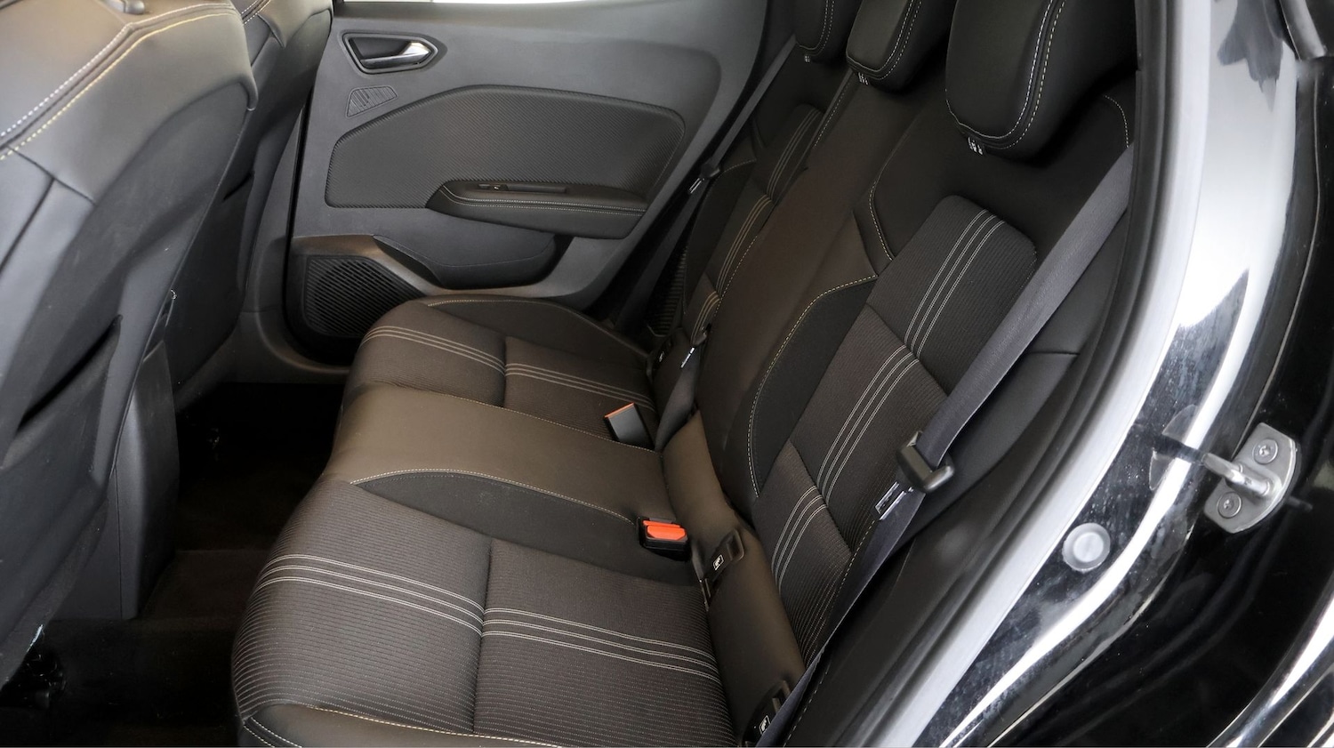 Used Renault Clio 2023 for sale - 78046263: Photo 15