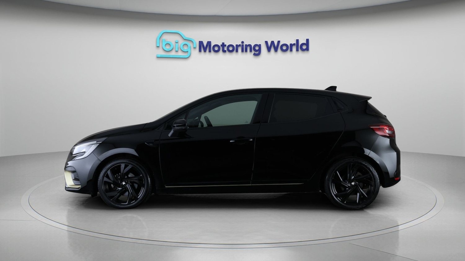 Used Renault Clio 2023 for sale - 78046263: Photo 4