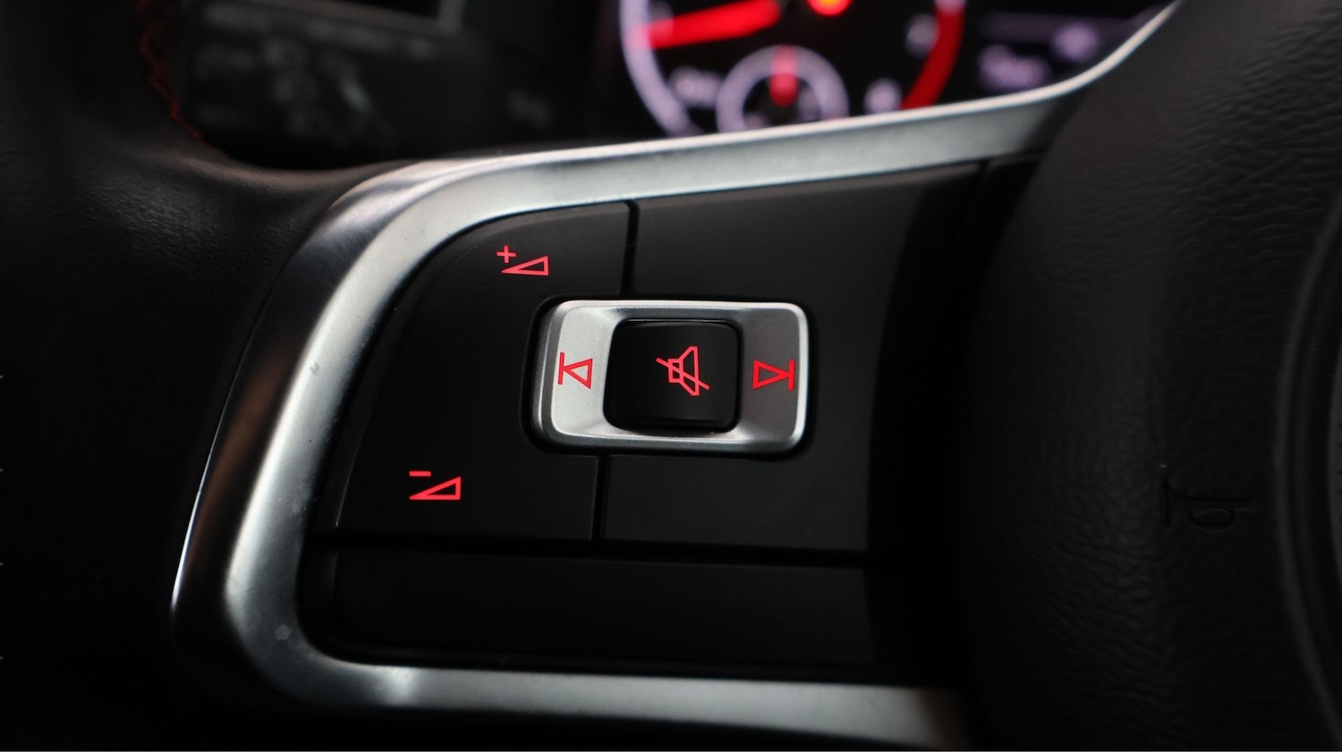 Used Volkswagen Polo 2020 for sale - 77229194: Photo 20