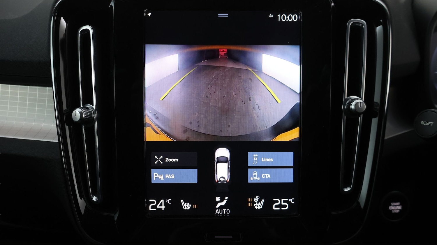 Used Volvo XC40 2023 for sale - 78055998: Photo 20