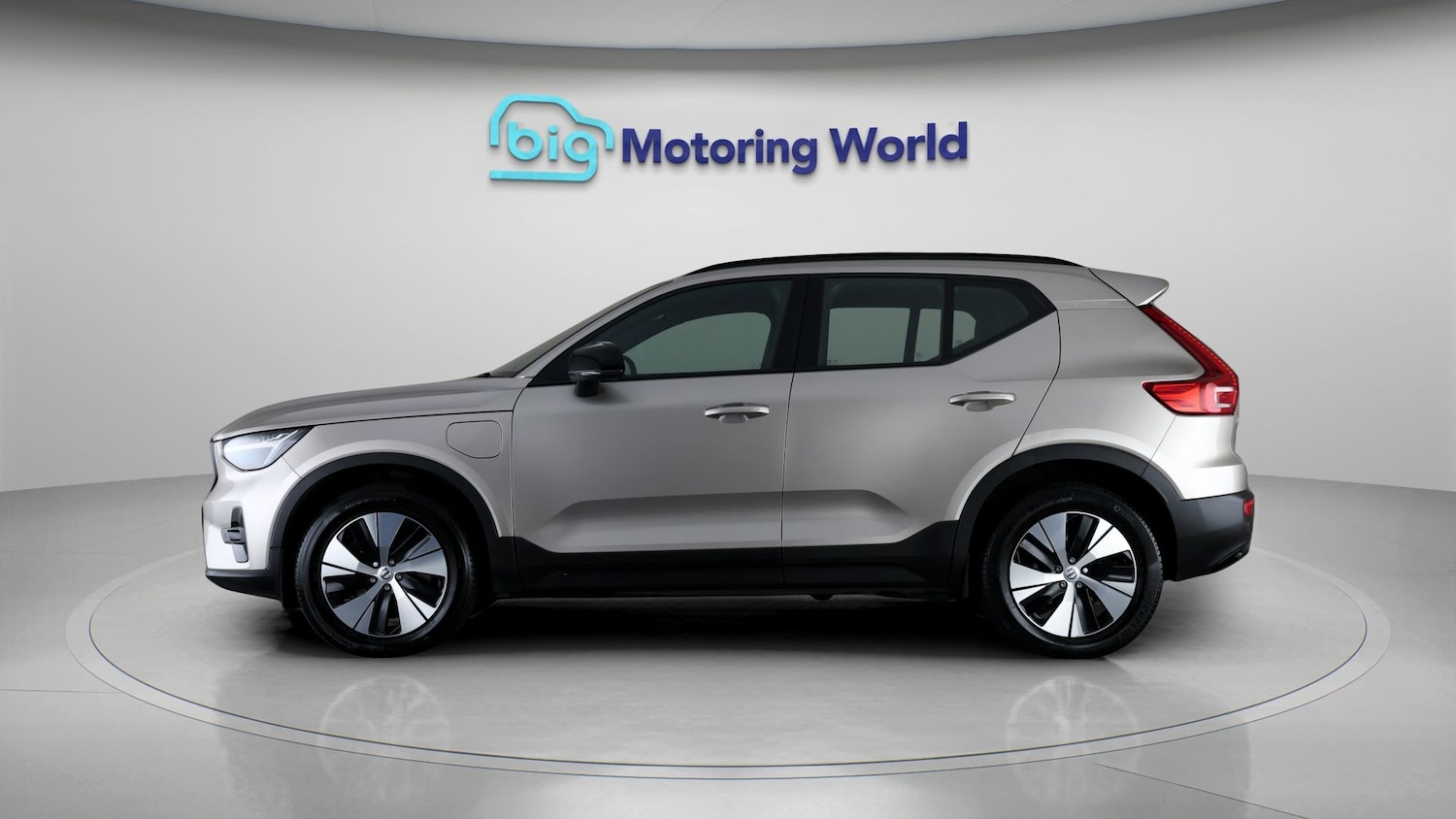 Used Volvo XC40 2023 for sale - 78055998: Photo 4