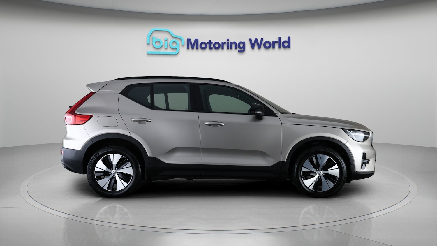 Used Volvo XC40 2023 for sale - 78055998: Photo 8