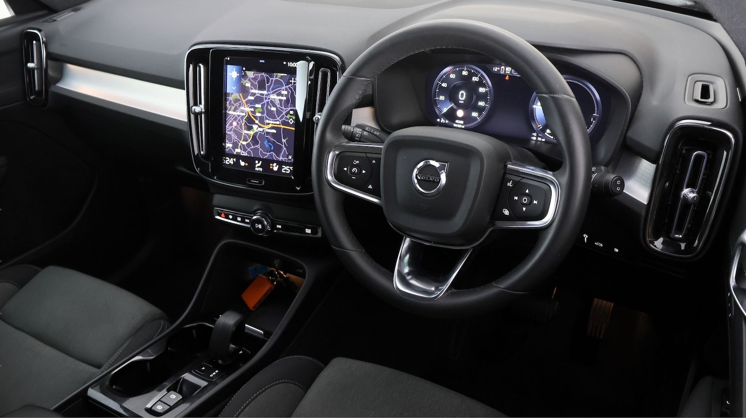 Used Volvo XC40 2023 for sale - 78055998: Photo 9