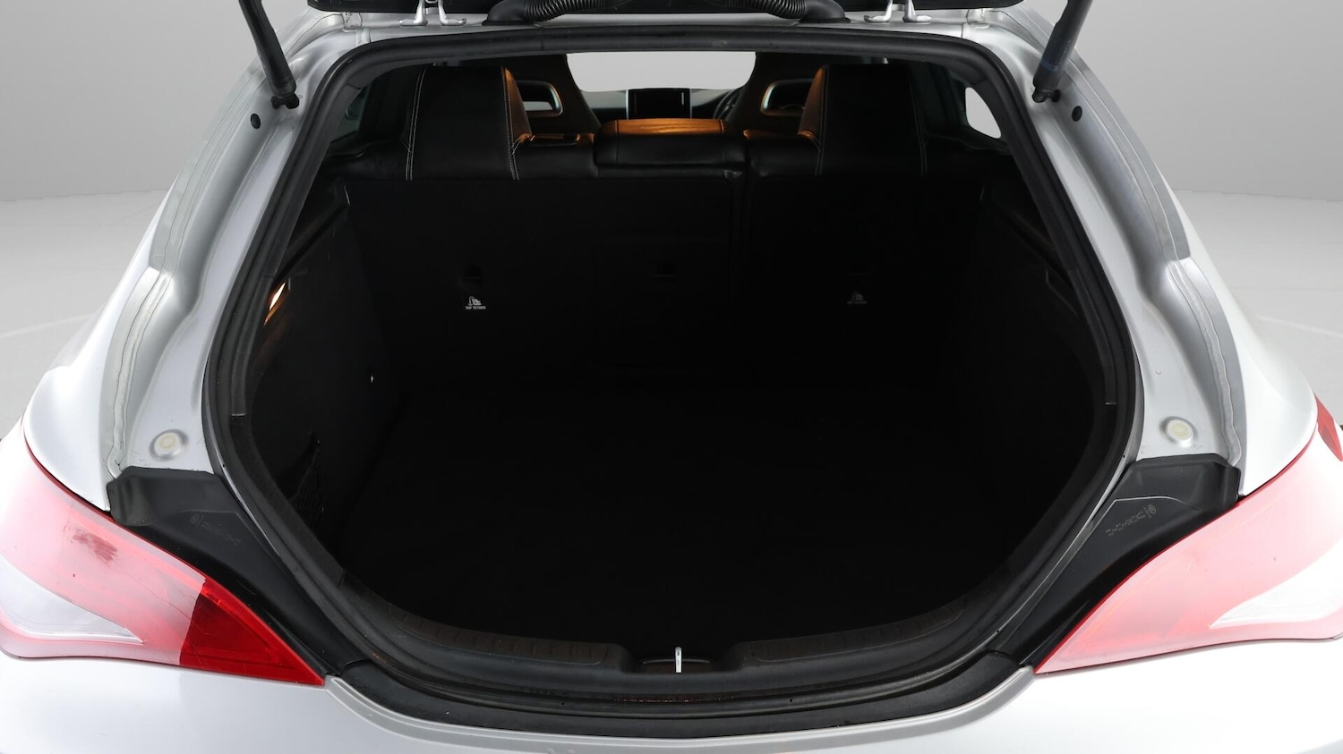 Used Mercedes-Benz CLA 2018 for sale - 76389264: Photo 16