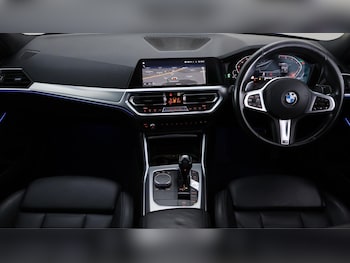 Used BMW 3 Series 2020 for sale - 76167097: Photo 2