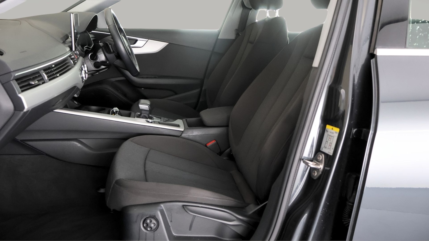 Used Audi A4 2022 for sale - 77436251: Photo 13