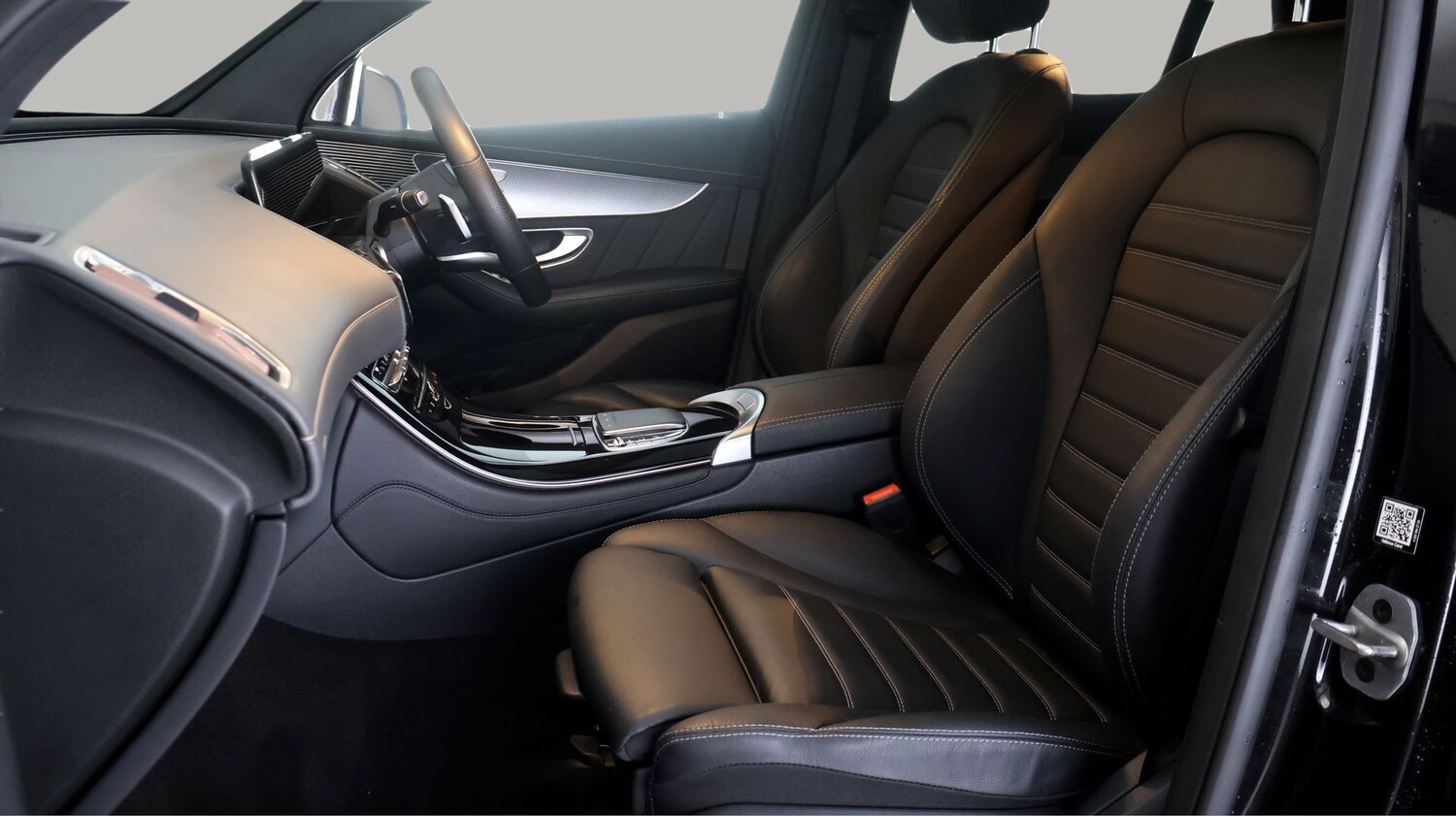 Used Mercedes-Benz EQC 2022 for sale - 77584918: Photo 14