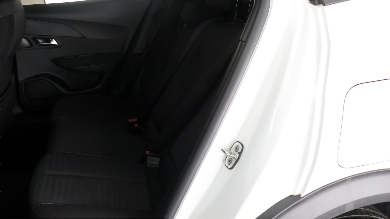 Used Peugeot 2008 2023 for sale - 77897865: Photo 15