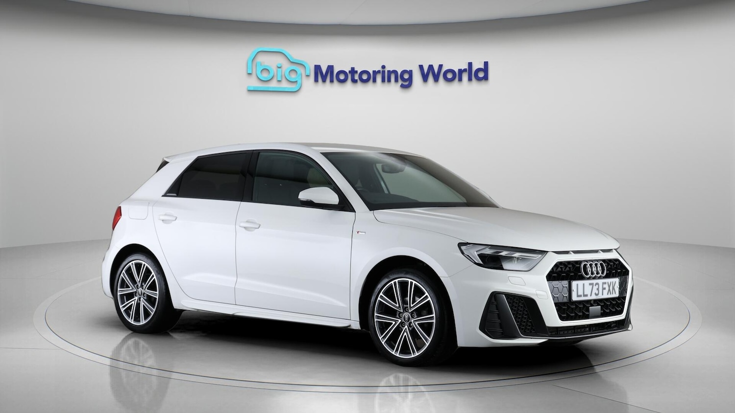 Used Audi A1 2023 for sale - 76592317: Photo 2