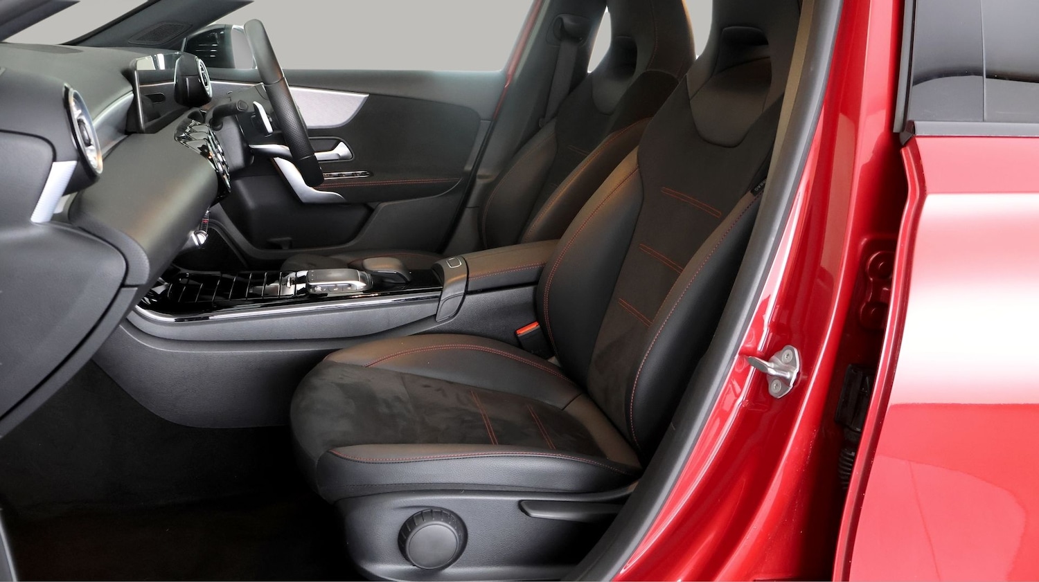 Used Mercedes-Benz A-Class 2022 for sale - 77342859: Photo 14