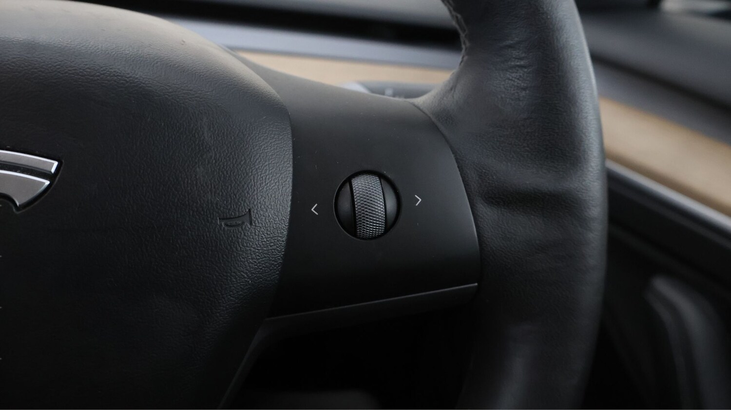 Used Tesla Model 3 2021 for sale - 77504418: Photo 25