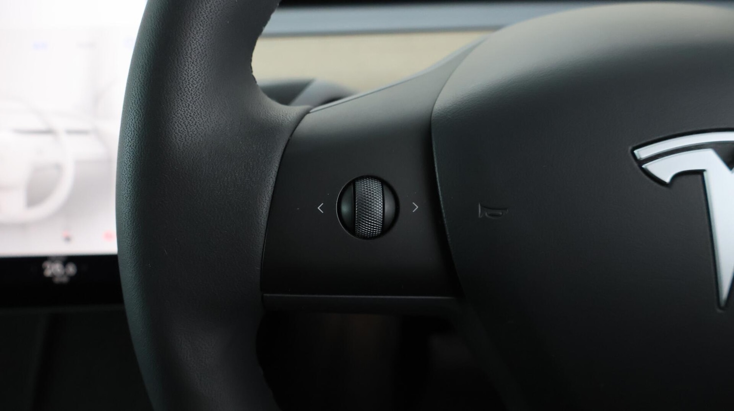 Used Tesla Model Y 2022 for sale - 76138426: Photo 23