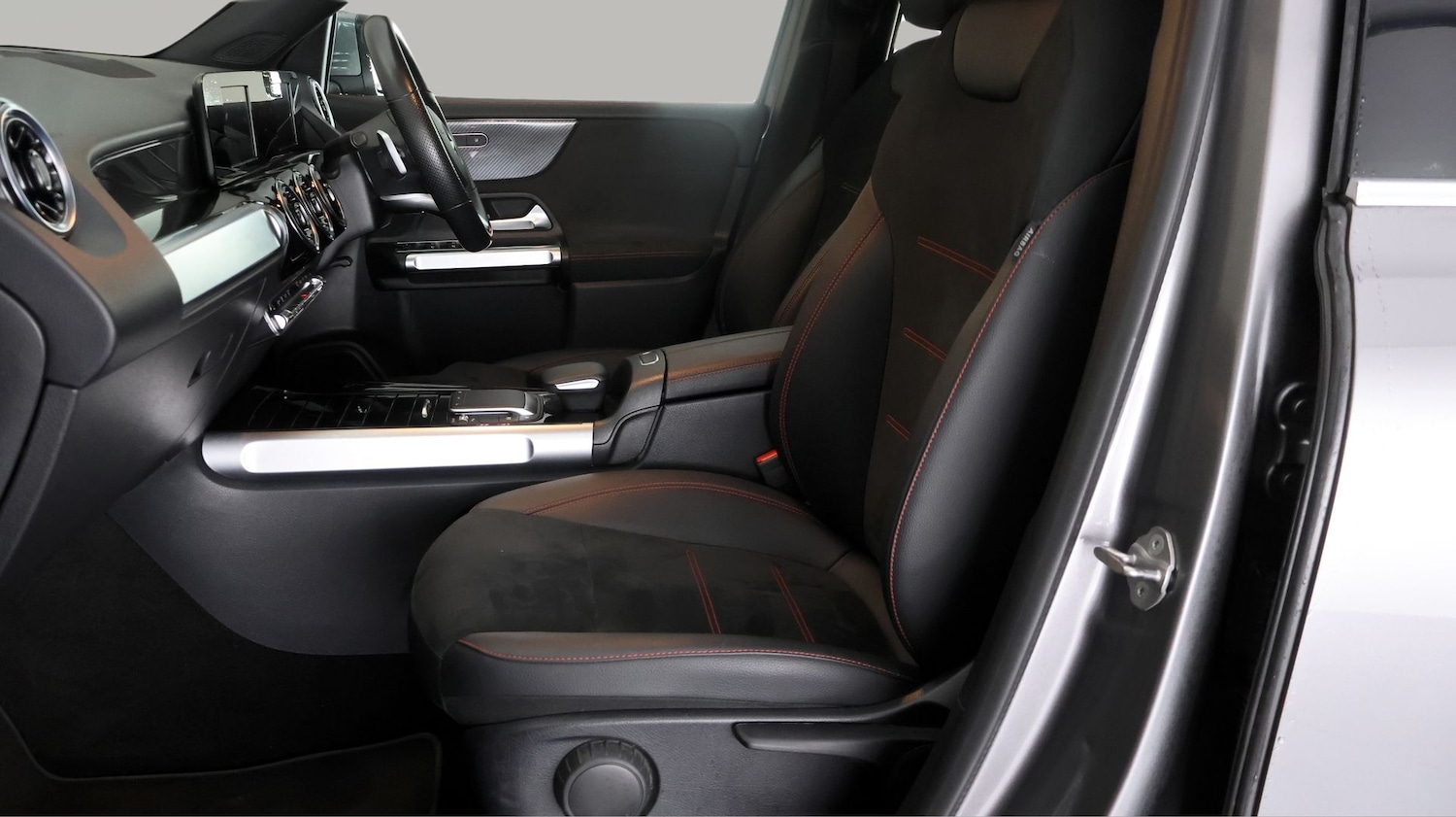 Used Mercedes-Benz GLB 2022 for sale - 77381411: Photo 14