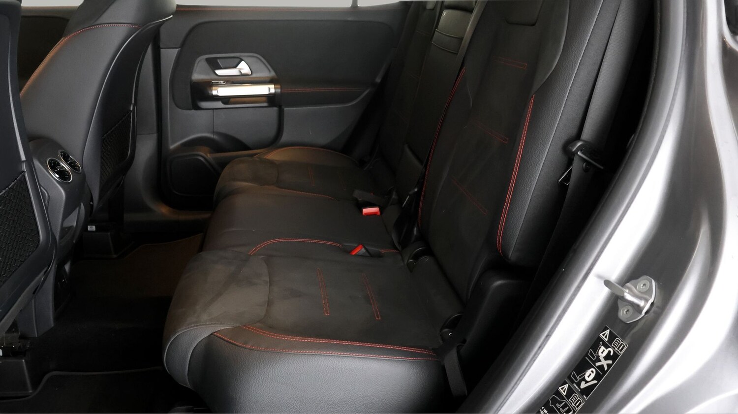 Used Mercedes-Benz GLB 2022 for sale - 77381411: Photo 16