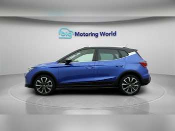 Used SEAT Arona 2024 for sale - 79399335: Photo