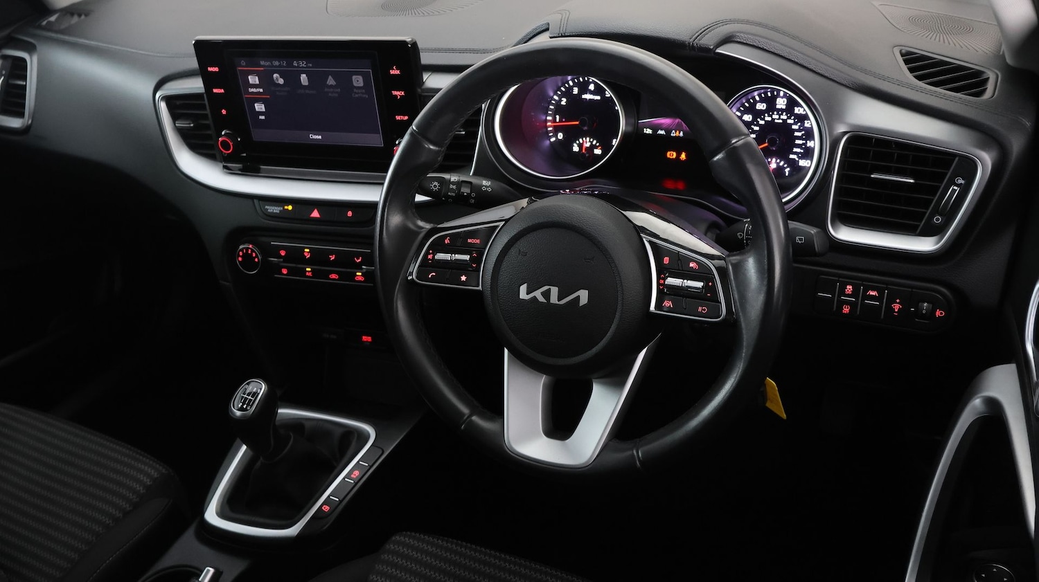 Used Kia XCeed 2023 for sale - 77181421: Photo 9