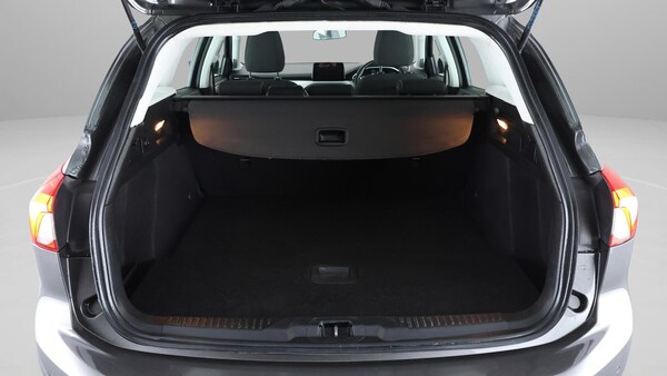 Used Ford Focus 2021 for sale - 76152001: Photo 18