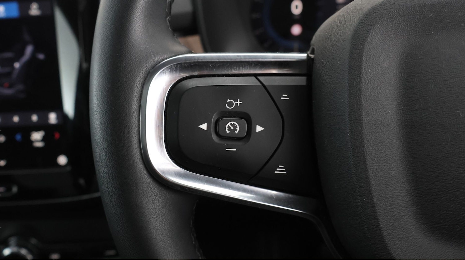 Used Volvo C40 2022 for sale - 77721035: Photo 23