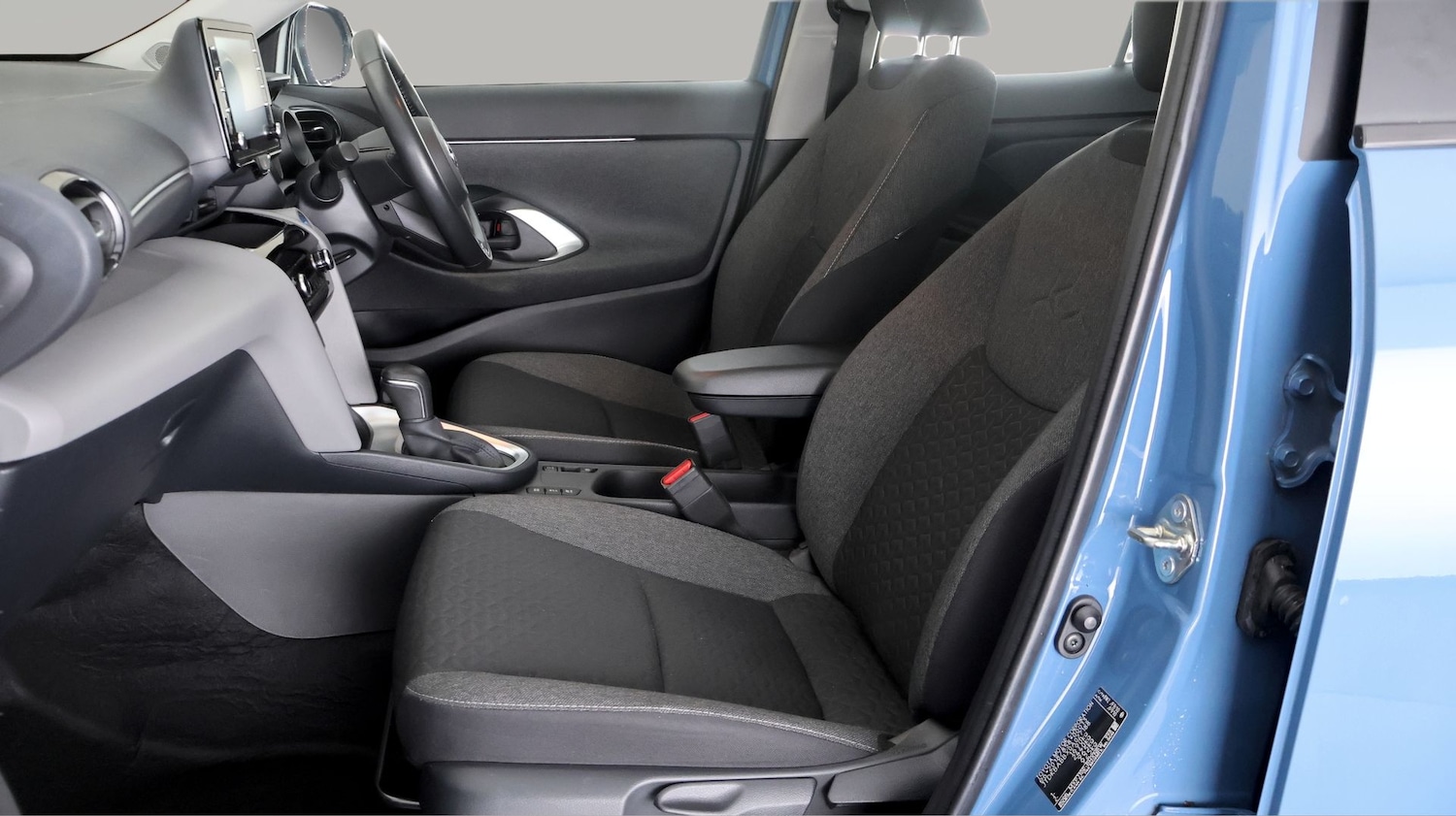 Used Toyota Yaris Cross 2022 for sale - 77620769: Photo 13