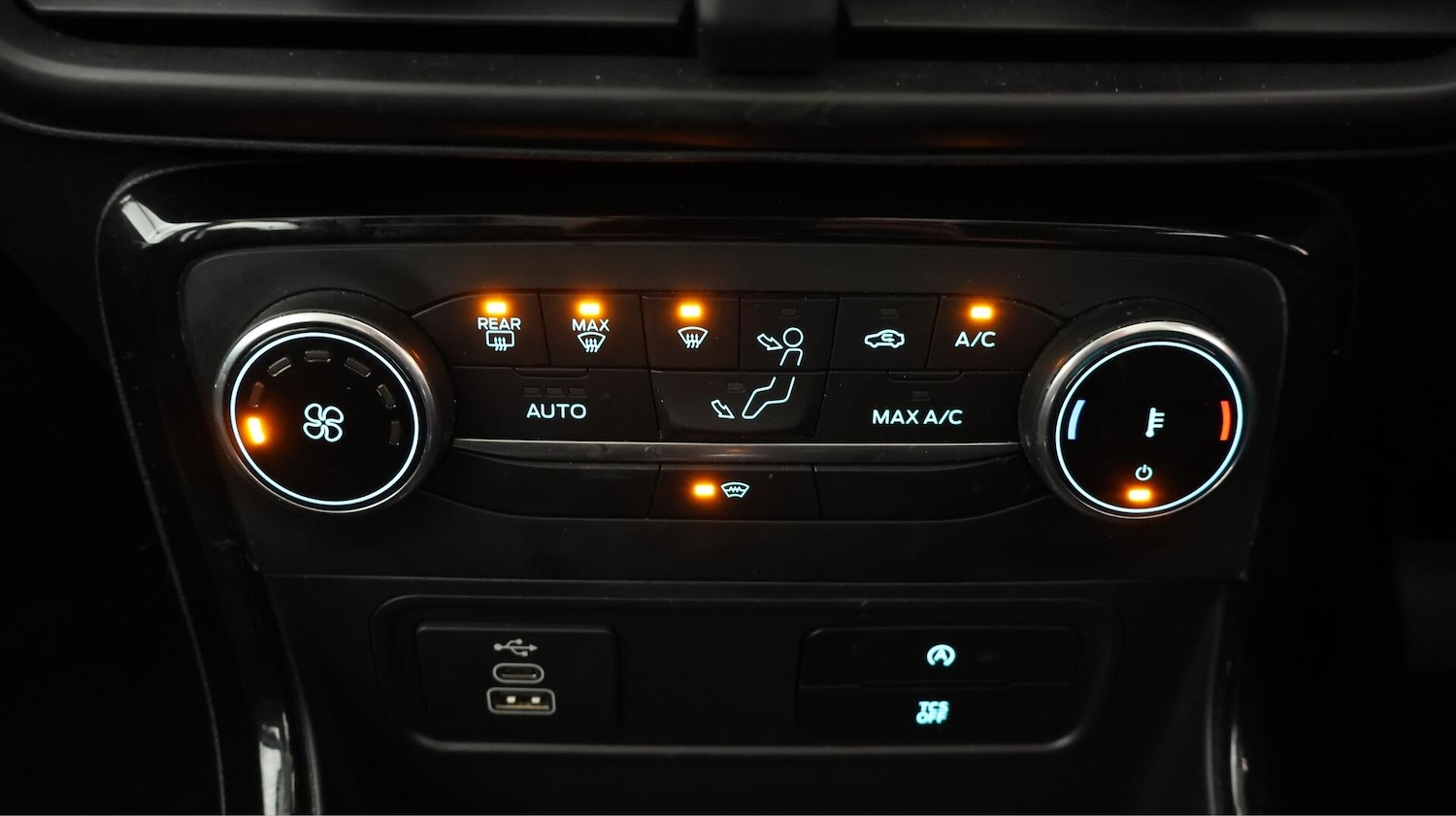 Used Ford Ecosport 2022 for sale - 76137109: Photo 13