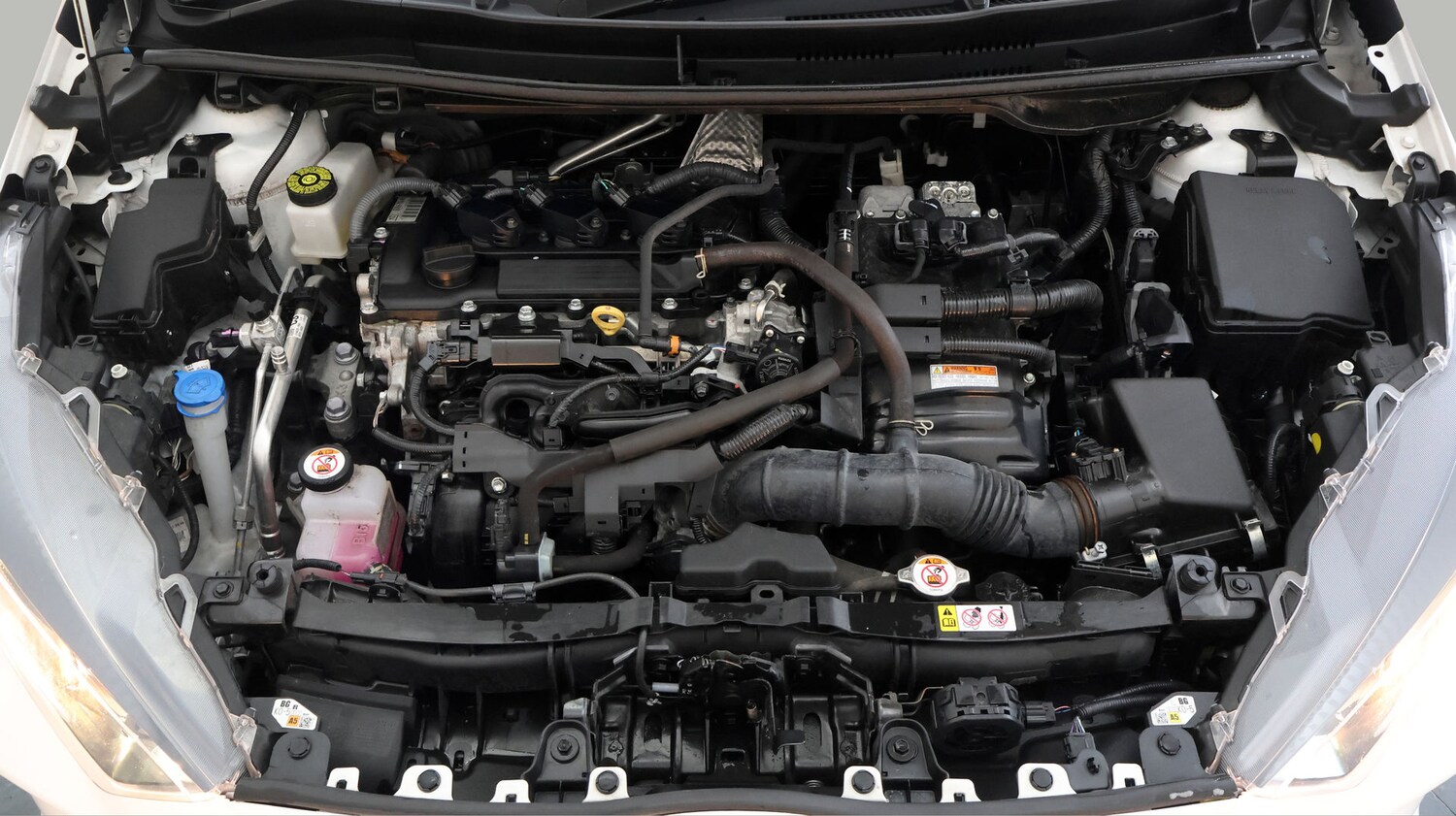 Used Toyota Yaris for sale - 77182205: Photo 18