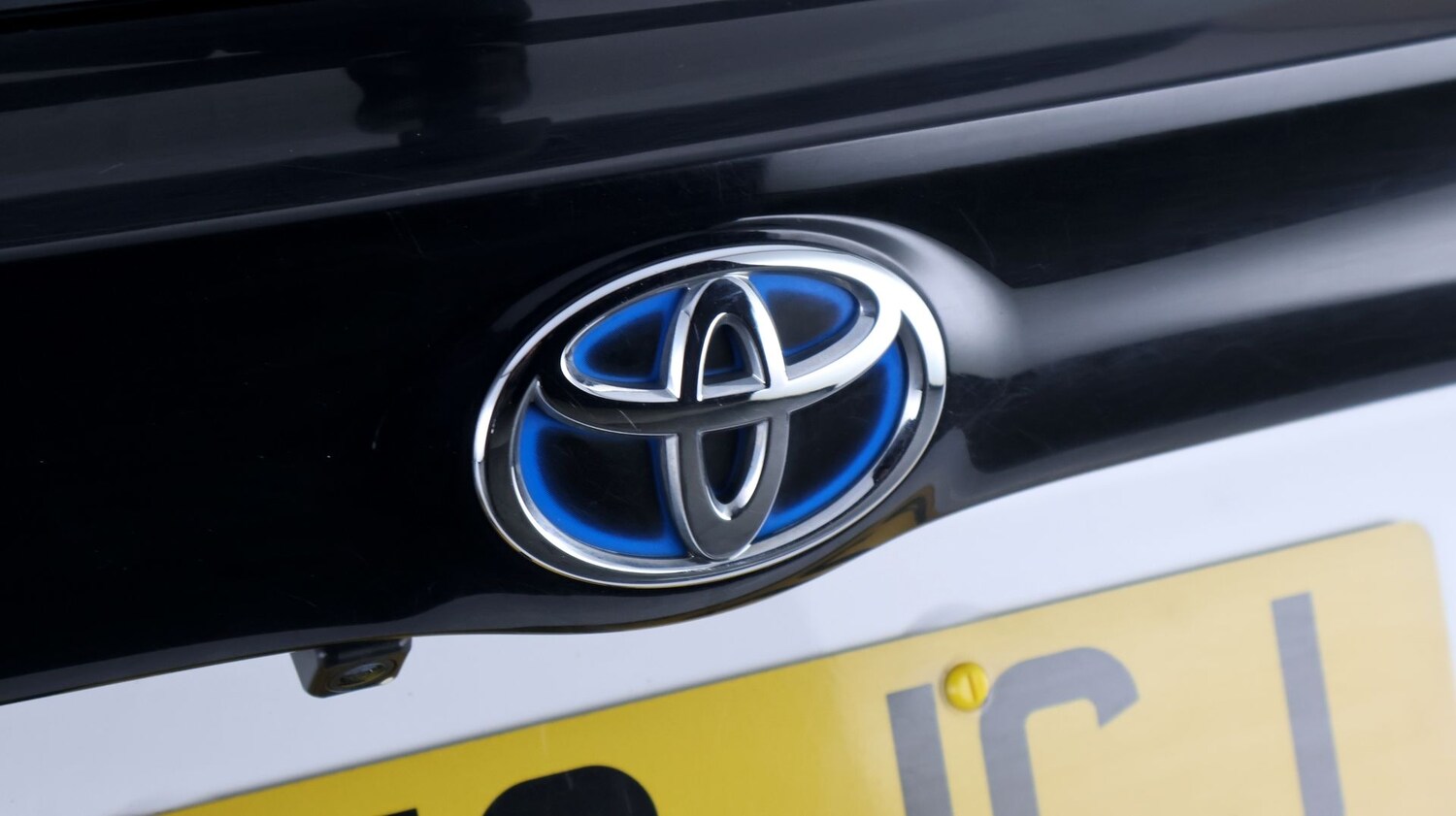 Used Toyota Yaris for sale - 77182205: Photo 24