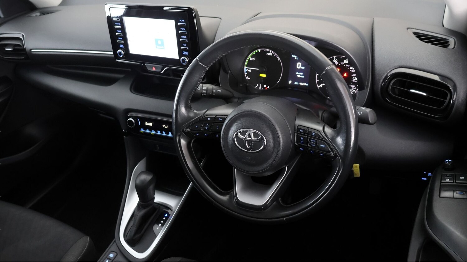 Used Toyota Yaris for sale - 77182205: Photo 9