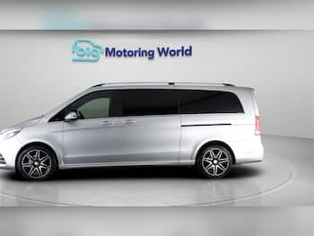 Used Mercedes-Benz V-Class 2017 for sale - 79679918: Photo
