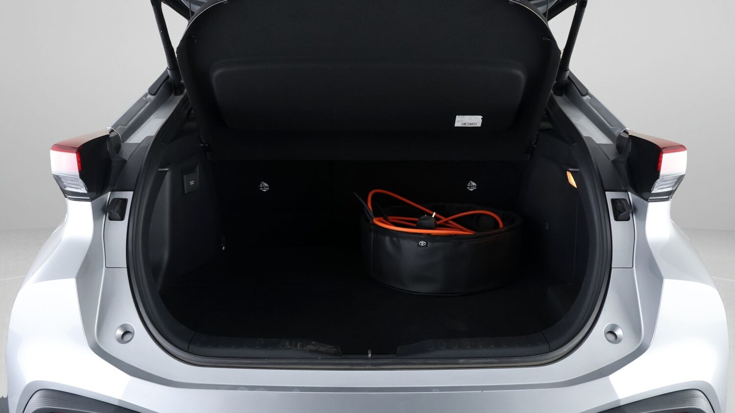 Used Toyota C-HR 2024 for sale - 77789186: Photo 17