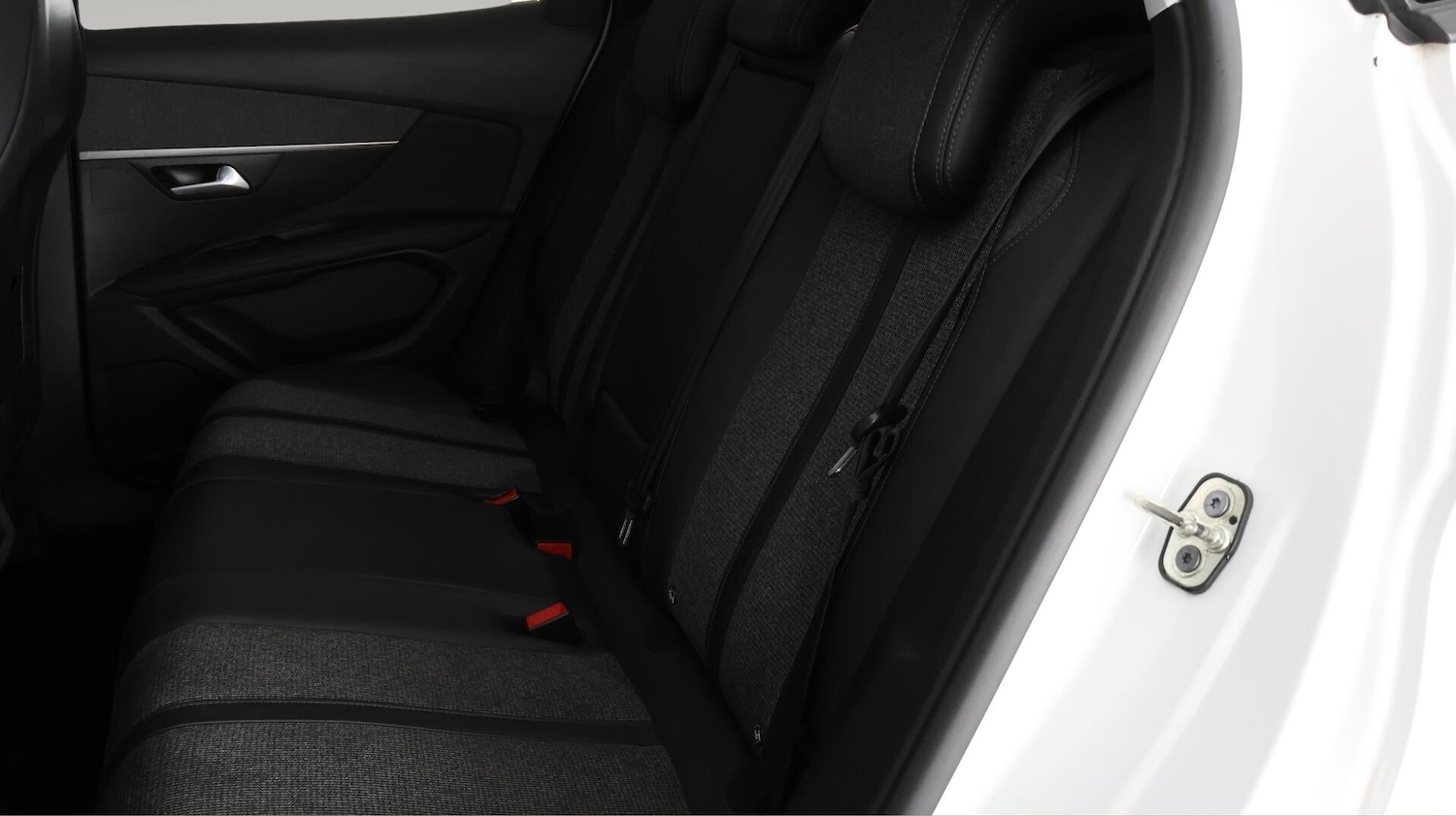 Used Peugeot 3008 2018 for sale - 76200792: Photo 17
