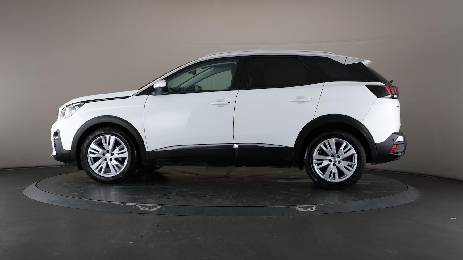 Used Peugeot 3008 2018 for sale - 76200792: Photo 37
