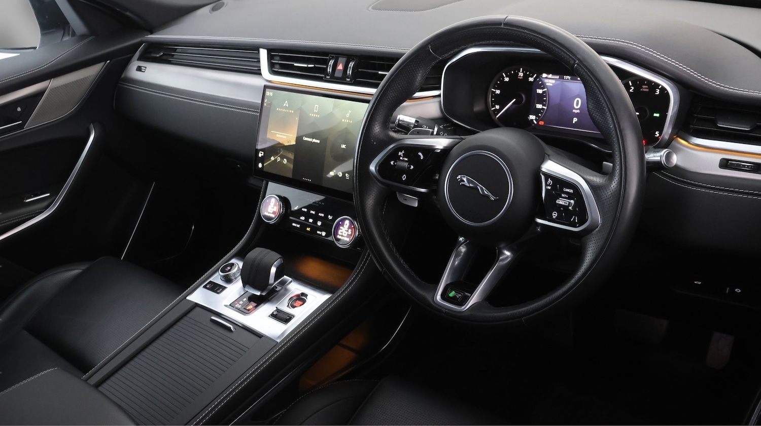 Used Jaguar F-Pace 2021 for sale - 78018158: Photo 9