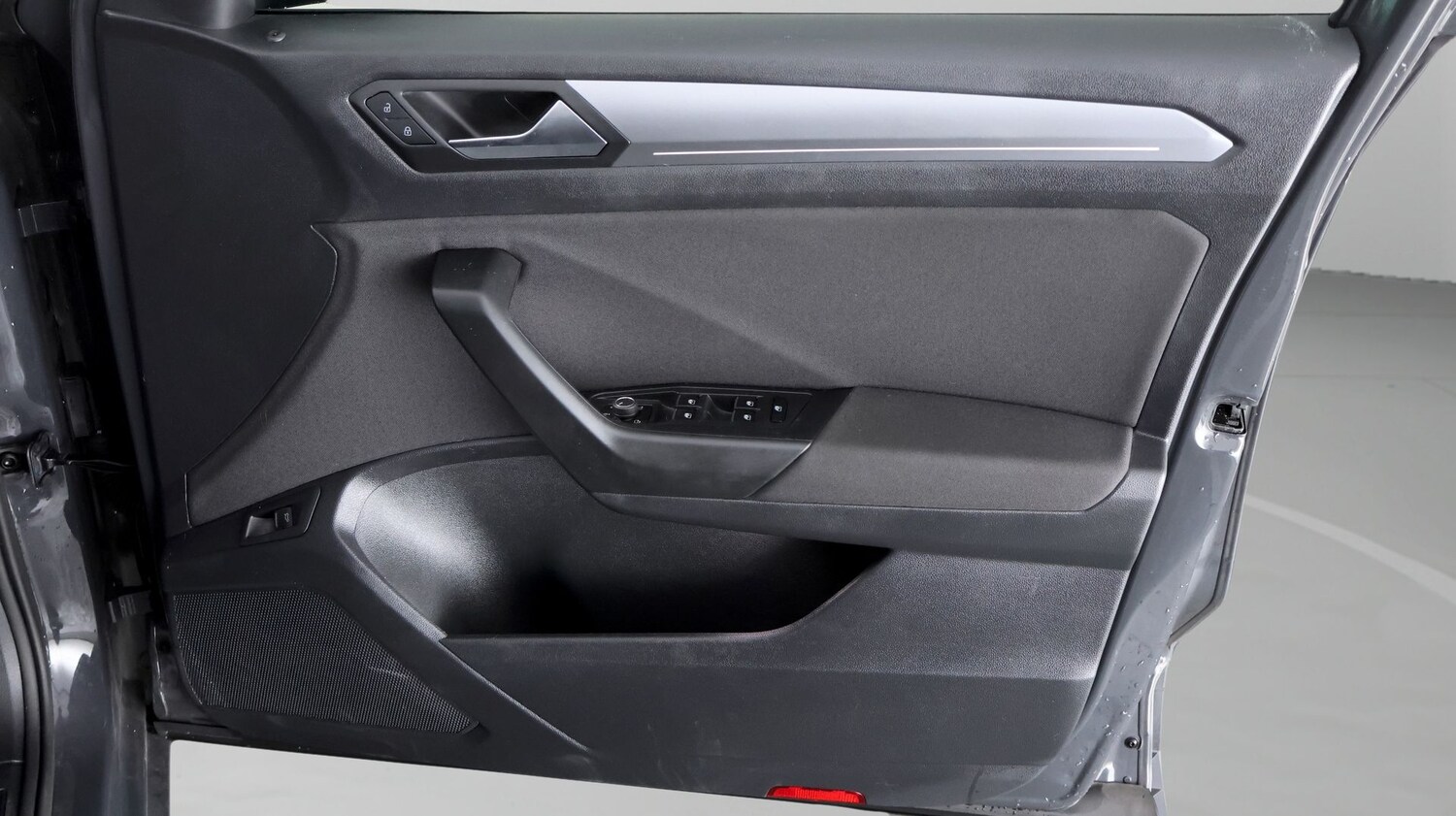 Used Volkswagen T-Roc 2021 for sale - 77982758: Photo 15