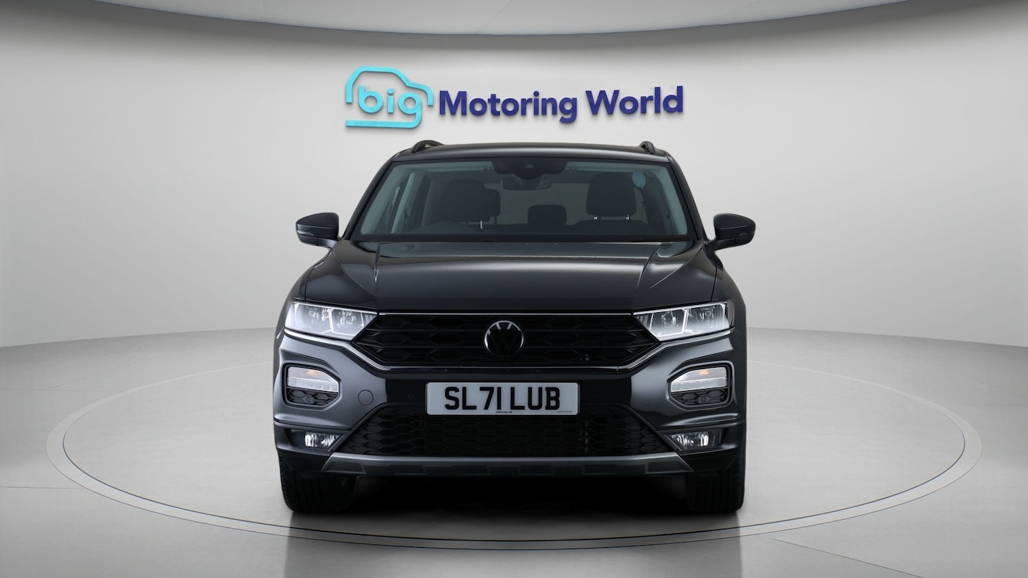 Used Volkswagen T-Roc 2021 for sale - 77982758: Photo 2