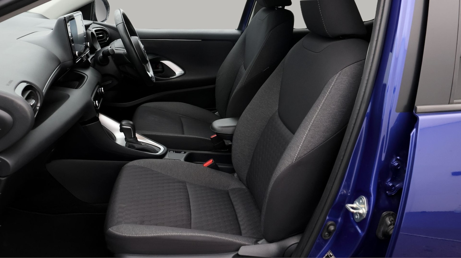 Used Toyota Yaris 2022 for sale - 77610482: Photo 14