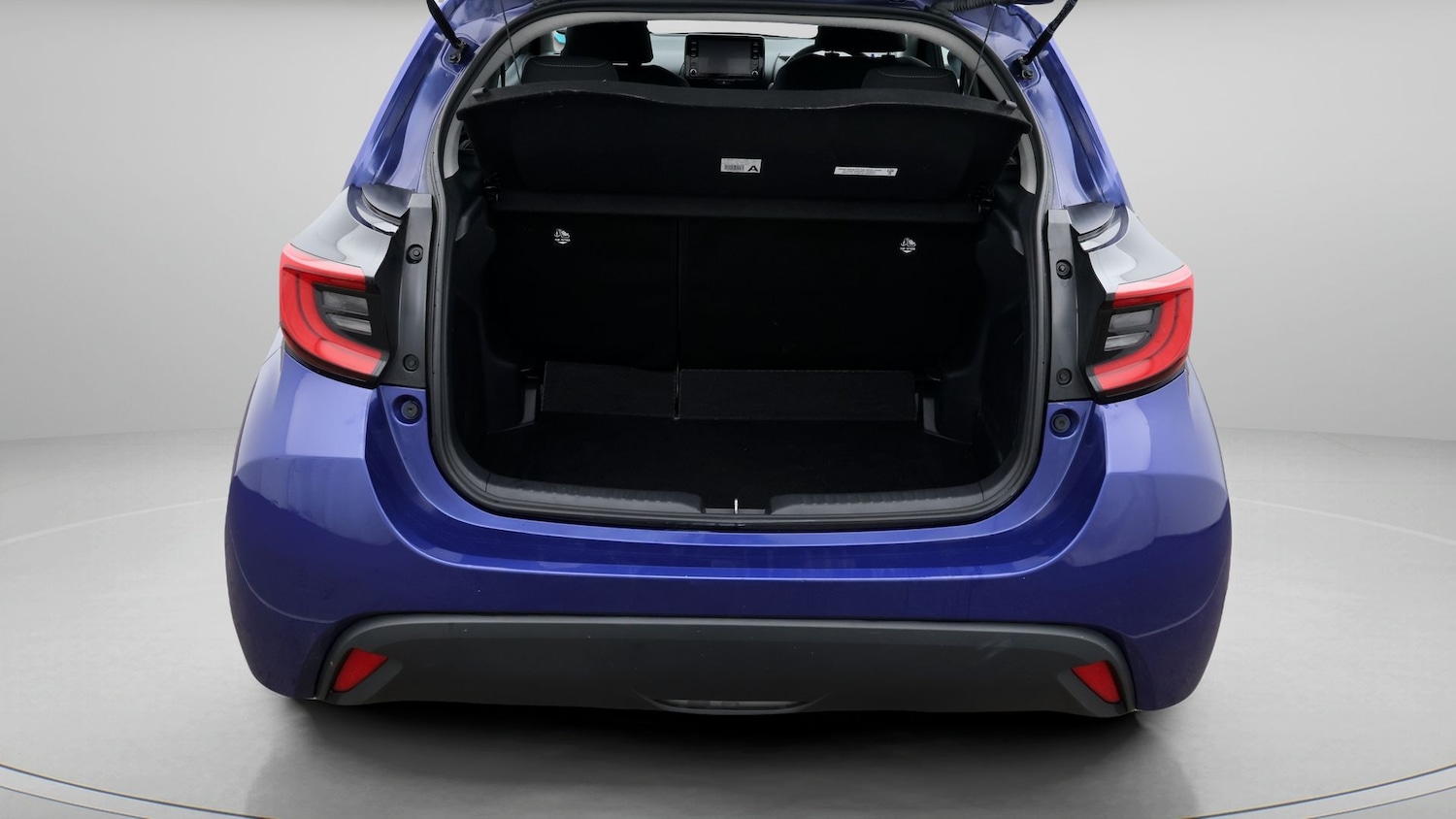 Used Toyota Yaris 2022 for sale - 77610482: Photo 17