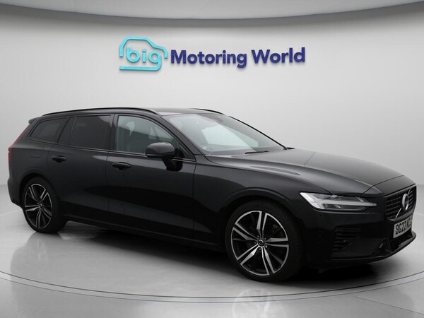 Used Volvo V60 2022 for sale - 76307387: Photo 1