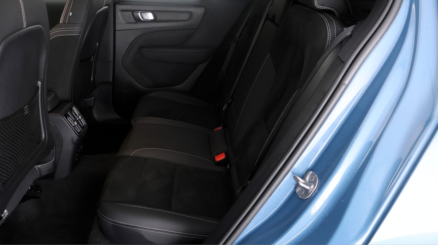 Used Volvo XC40 2023 for sale - 77454288: Photo 16