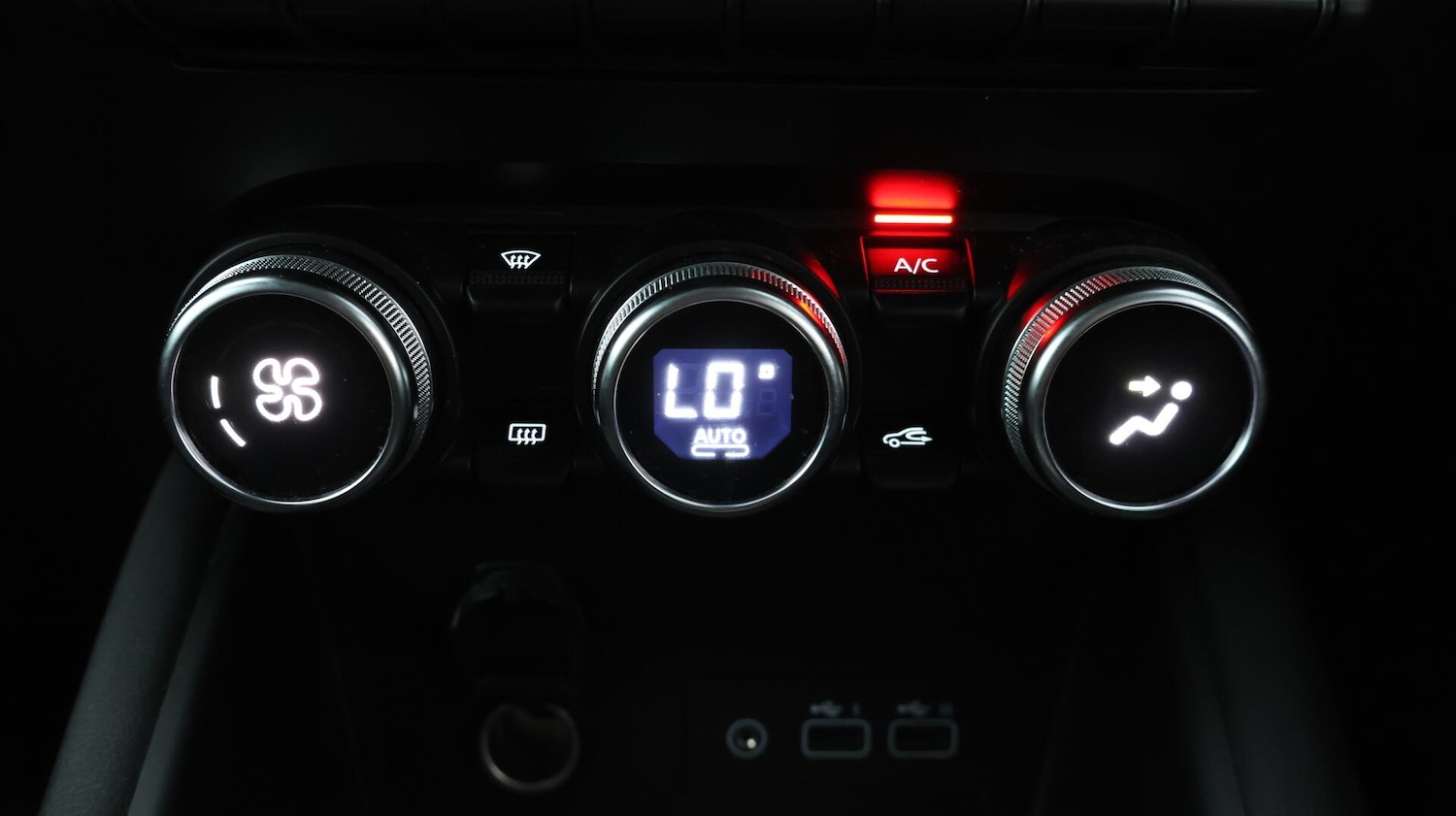 Used Renault Captur 2023 for sale - 76043223: Photo 12