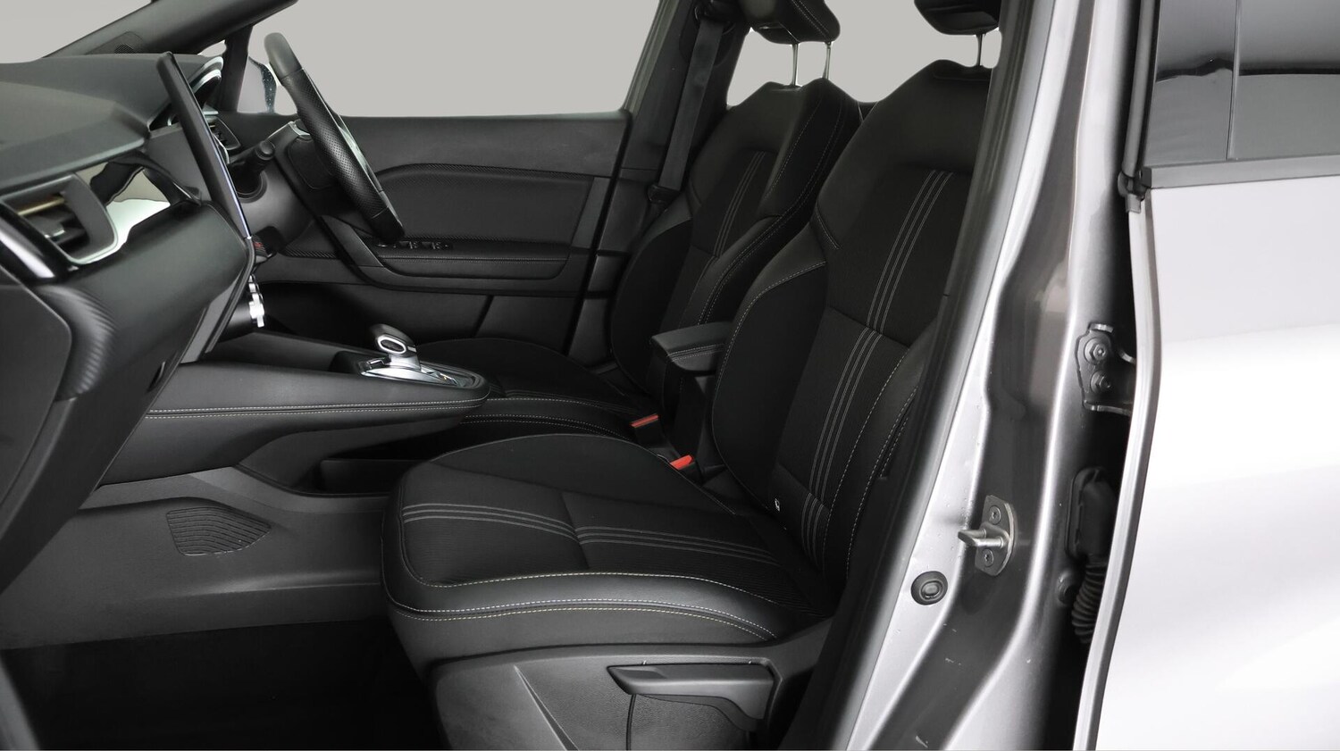 Used Renault Captur 2023 for sale - 76043223: Photo 14