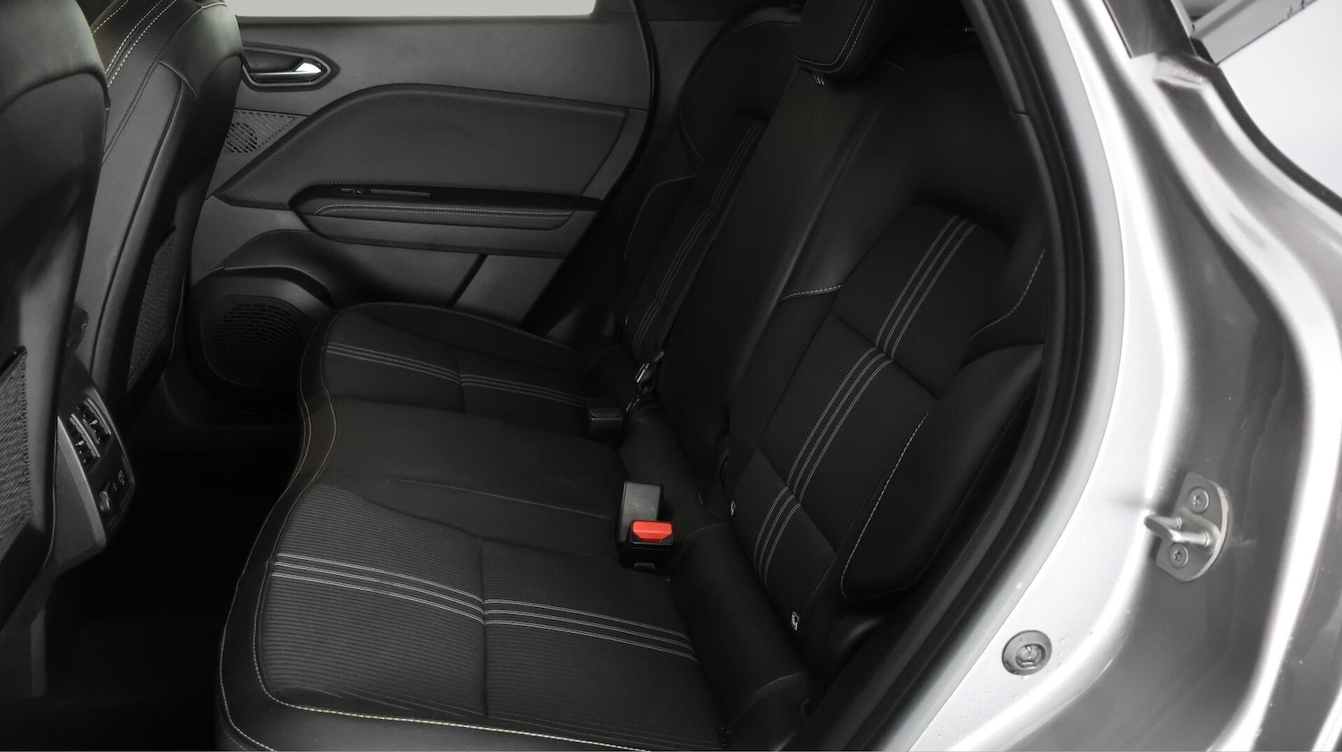 Used Renault Captur 2023 for sale - 76043223: Photo 16