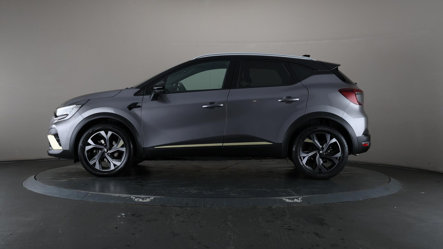 Used Renault Captur 2023 for sale - 76043223: Photo 37
