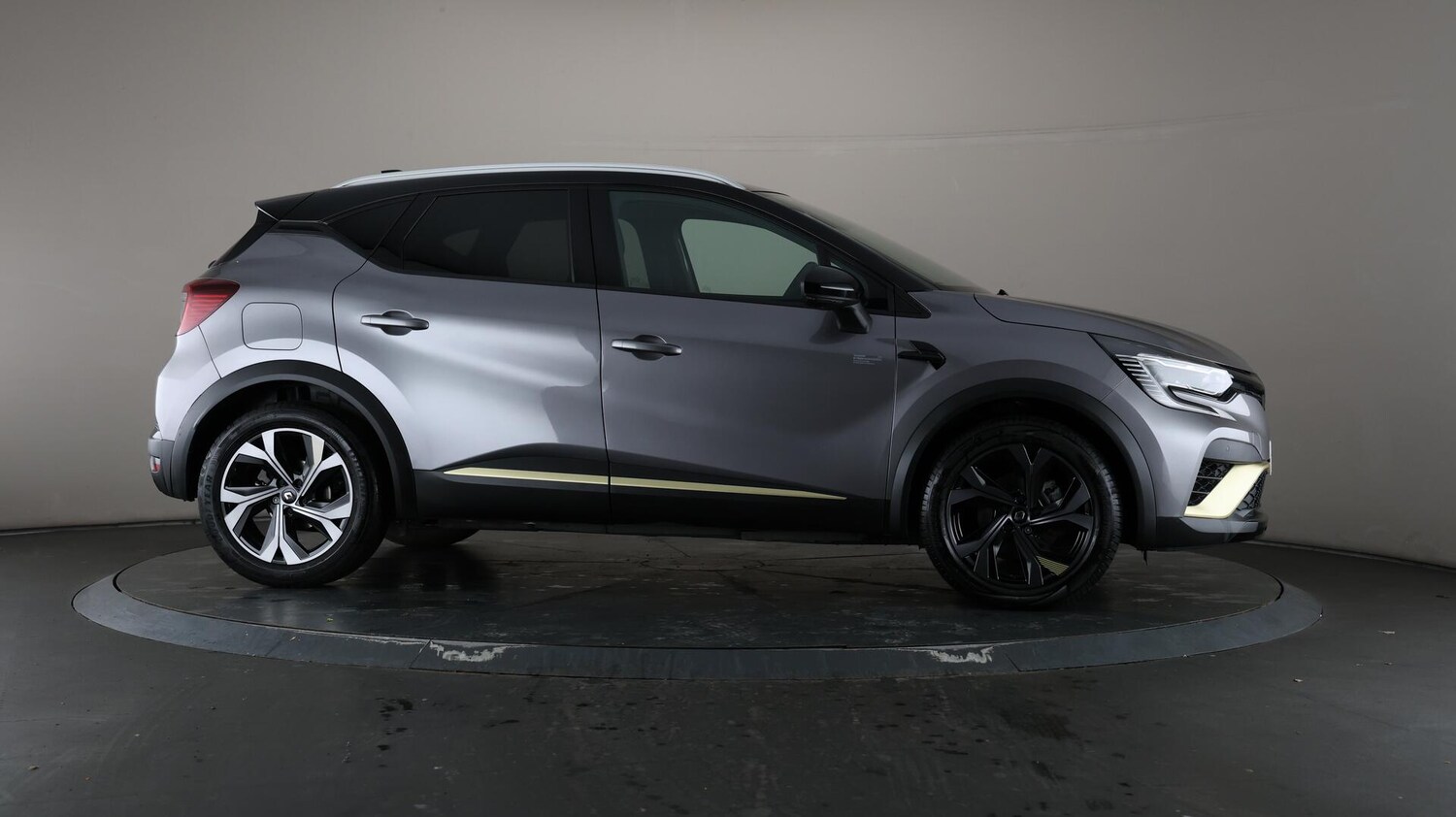 Used Renault Captur 2023 for sale - 76043223: Photo 59