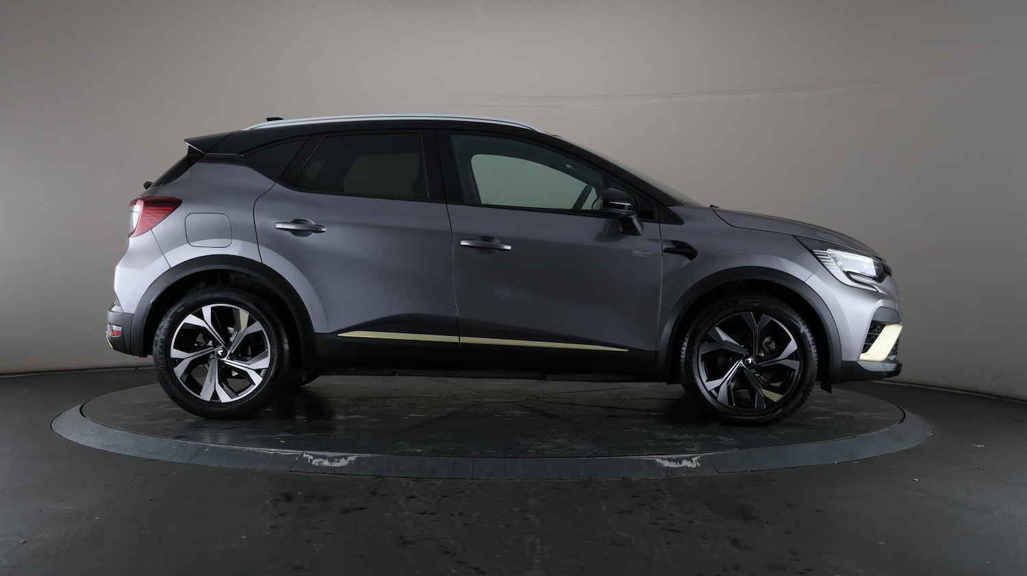 Used Renault Captur 2023 for sale - 76043223: Photo 60