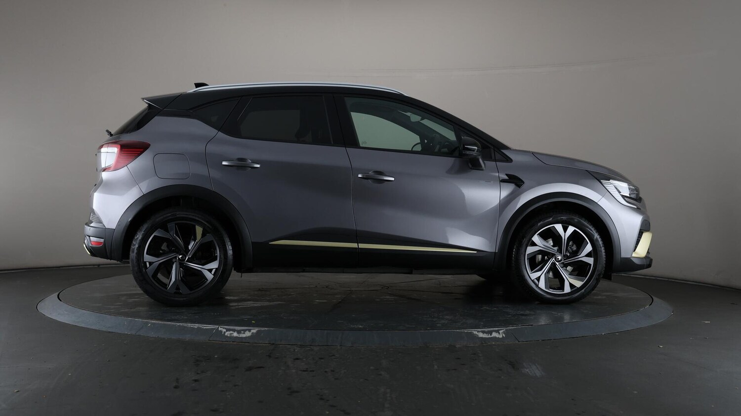 Used Renault Captur 2023 for sale - 76043223: Photo 61