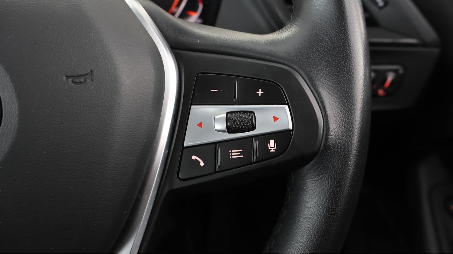 Used BMW 1 Series 2024 for sale - 78080437: Photo 22